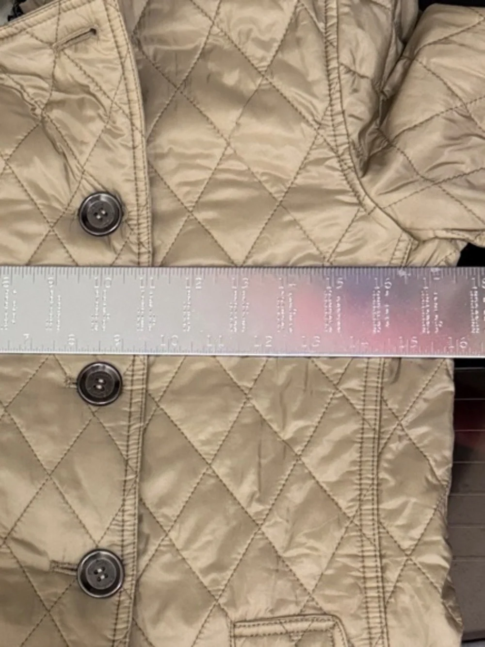 Burberry Quilted Double-Breasted Trench Coat in Beige - Picture 13 of 15